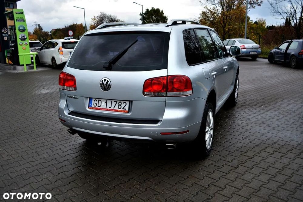 Volkswagen Touareg 3.2 V6 Automatik - 4