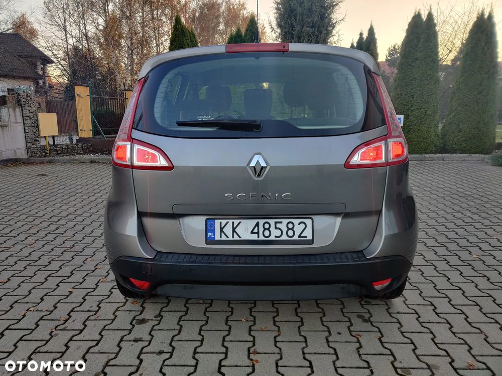Renault Scenic TCe 130 Dynamique - 9