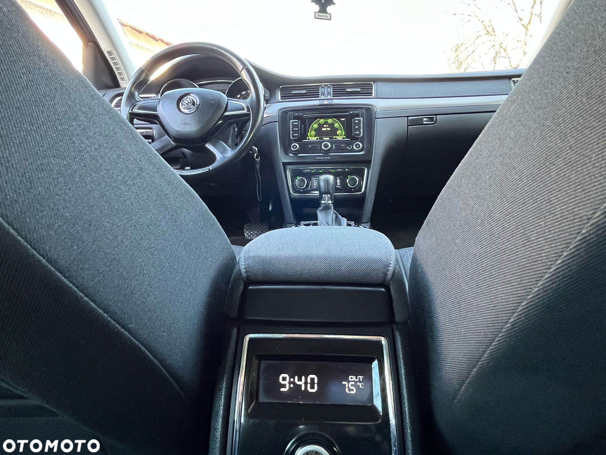 Skoda Superb 2.0 TDI 4x4 Elegance DSG - 23