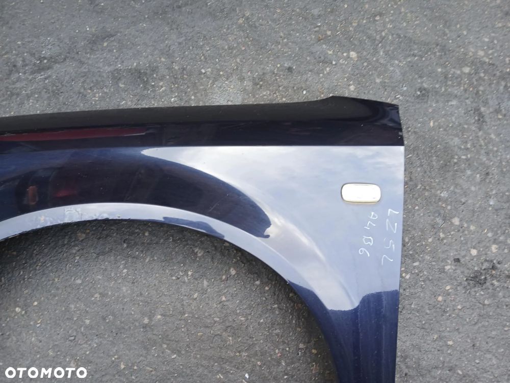 Audi A4 B6 Sedan Błotnik lewy, prawy Kod lakieu LZ5L - 3