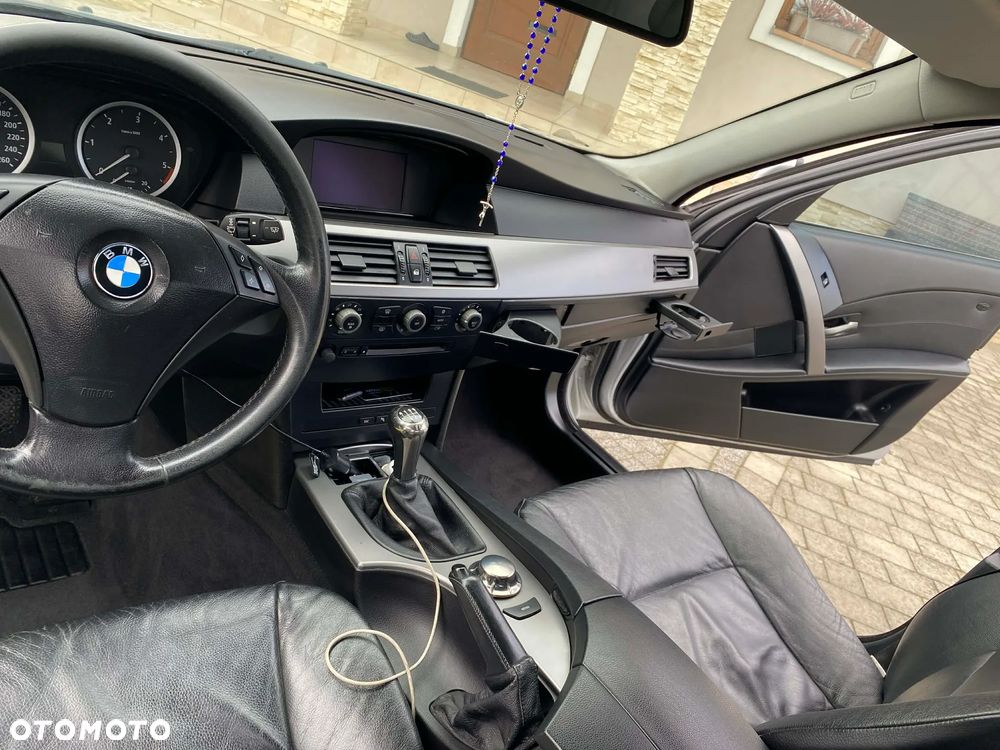BMW Seria 5 - 38