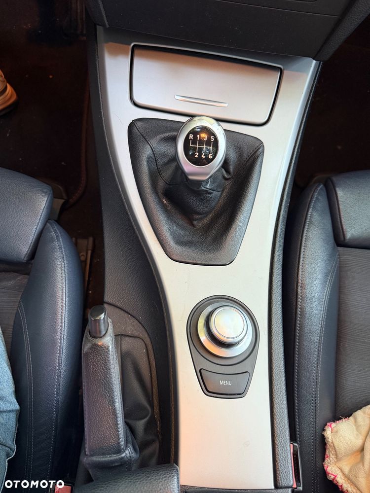 BMW Seria 3 325d - 10