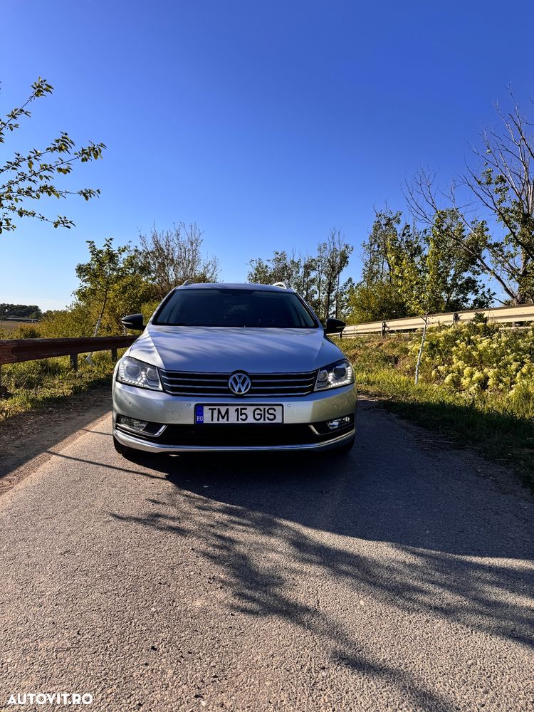 Volkswagen Passat 2.0 TDI BlueMotion Technology DSG Comfortline - 2