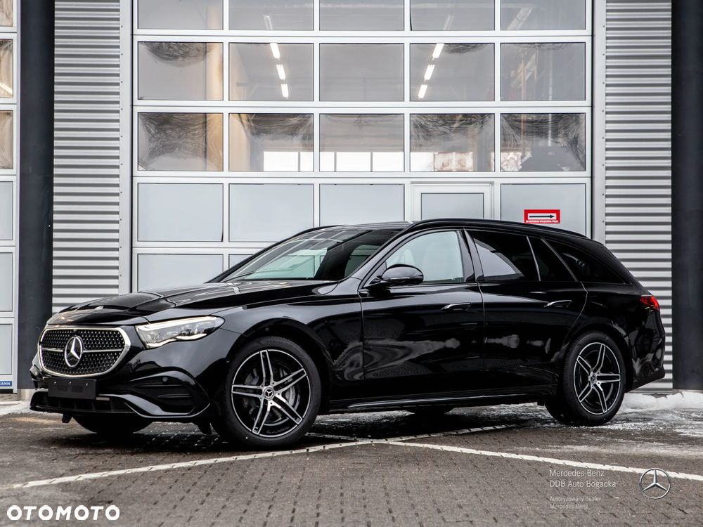 Mercedes-Benz Klasa E 220 d mHEV 4-Matic AMG 9G-Tronic - 1
