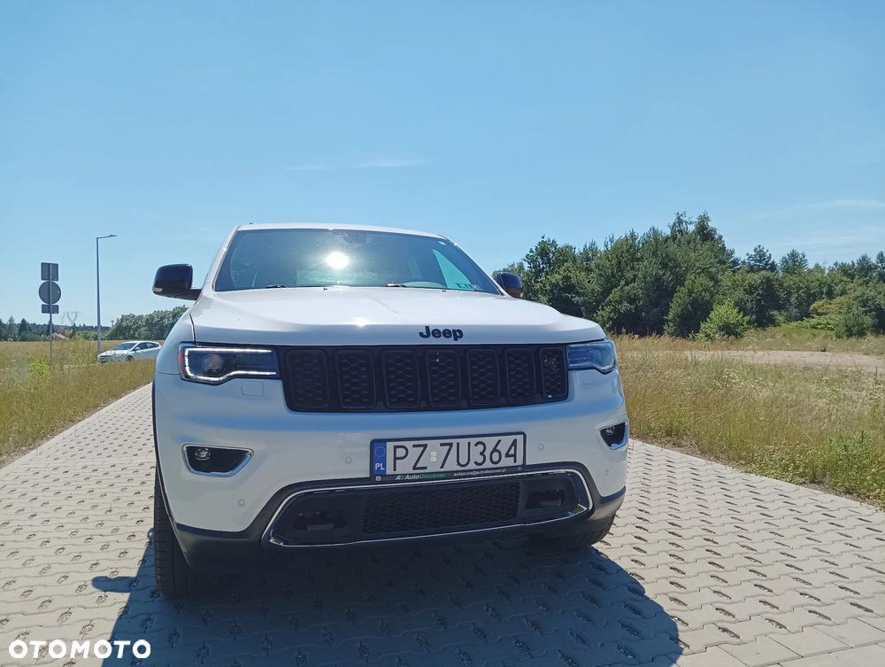 Jeep Grand Cherokee - 10