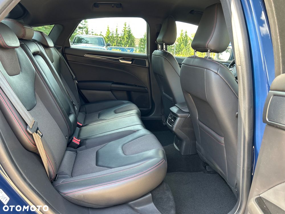 Ford Mondeo 1.5 EcoBoost ST-Line X - 25