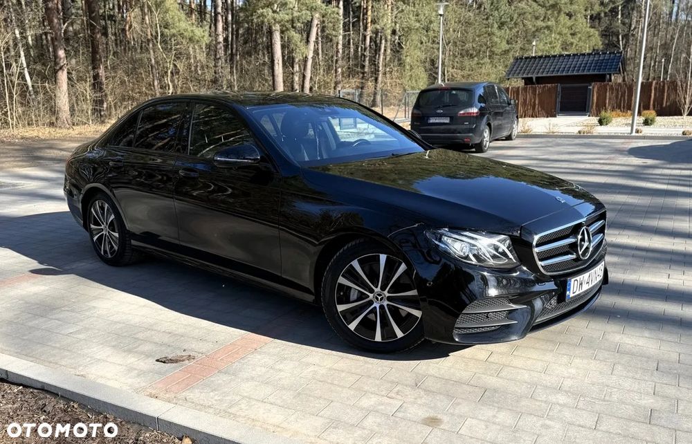 Mercedes-Benz Klasa E 300 AMG - 5