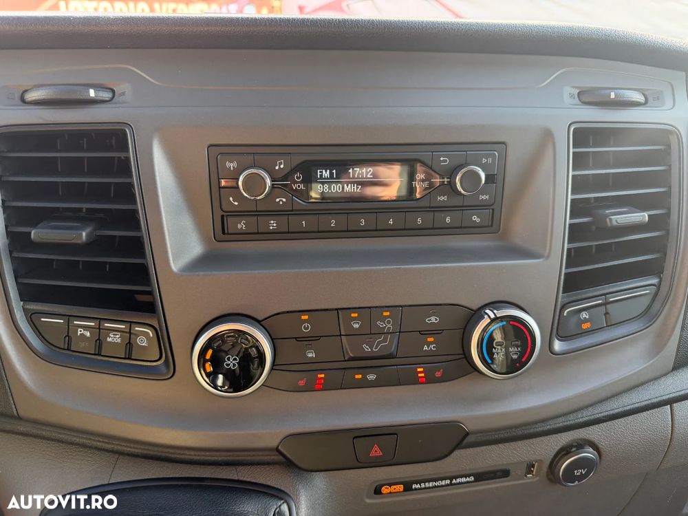 Ford Transit Custom - 28