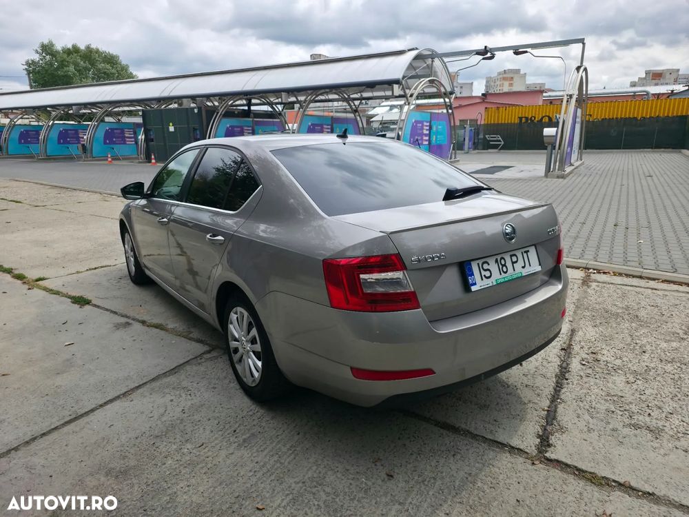 Skoda Octavia 1.8 TSI ELEGANCE - 2