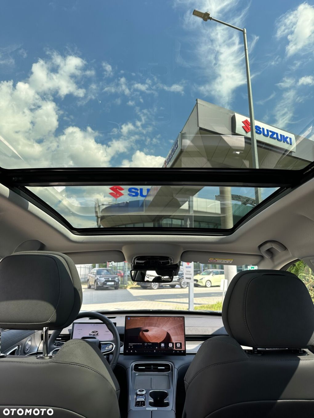 Chery Tiggo 8 - 8
