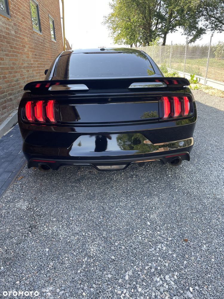 Ford Mustang 5.0 V8 GT - 11