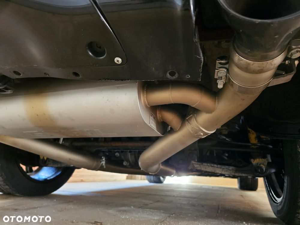 Jeep Grand Cherokee - 12