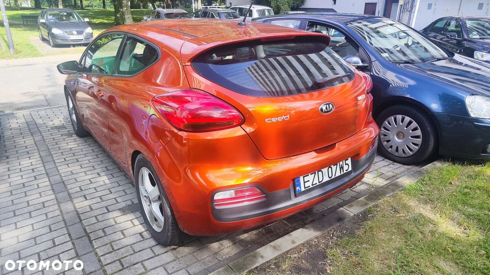 Kia Ceed - 5