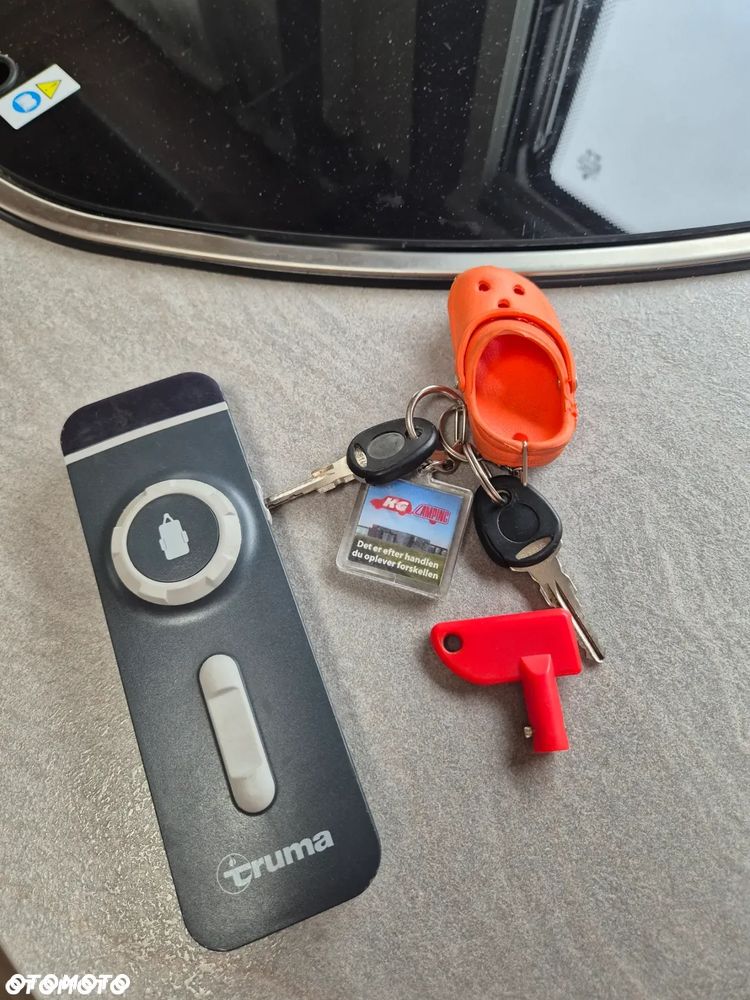 KNAUS Weinsberg  390 - 3