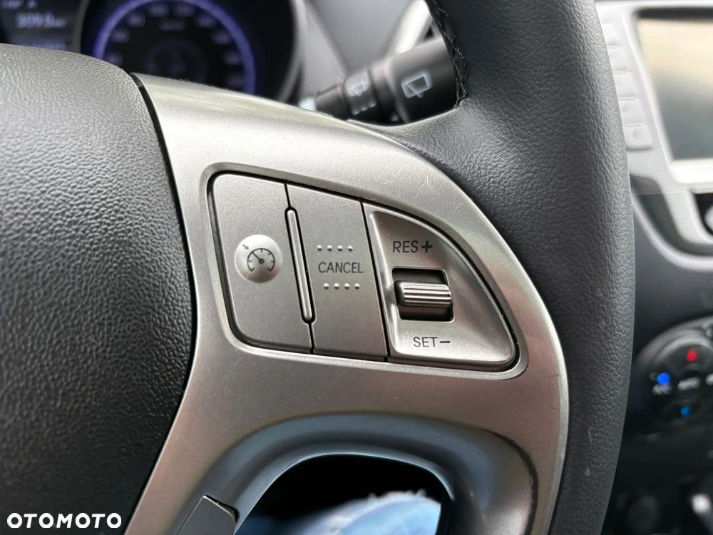 Hyundai ix35 - 16