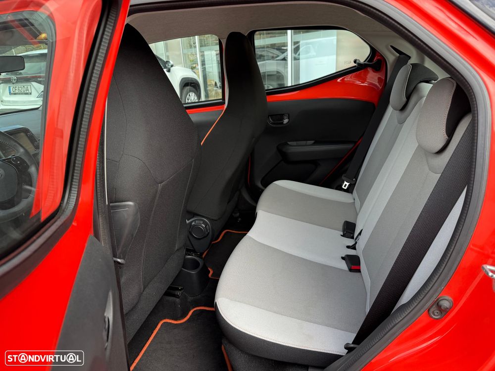 Toyota Aygo 1.0 X-Cite - 11