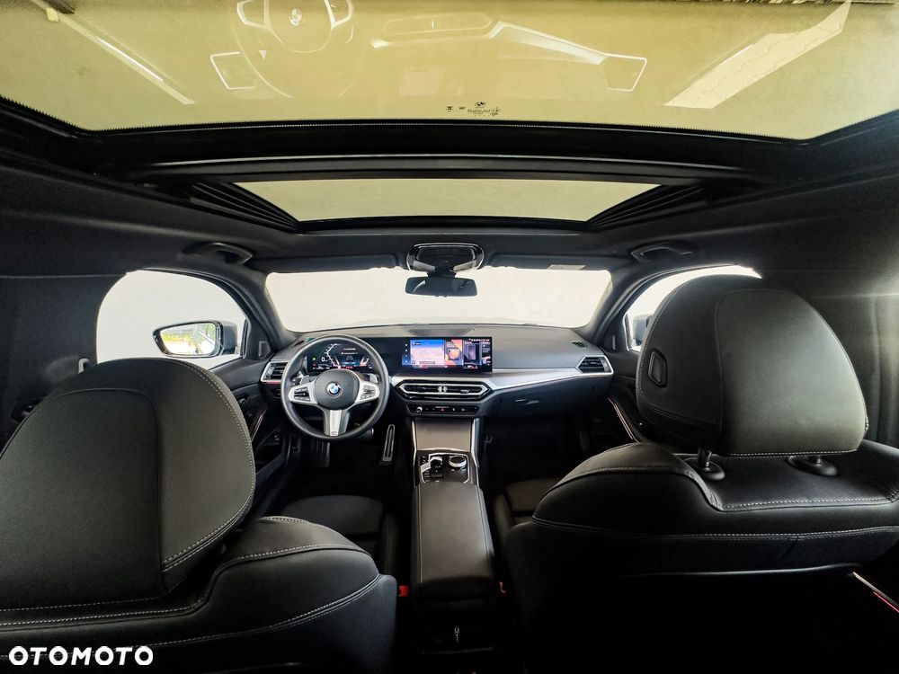 BMW Seria 3 318i Touring M Sport - 25