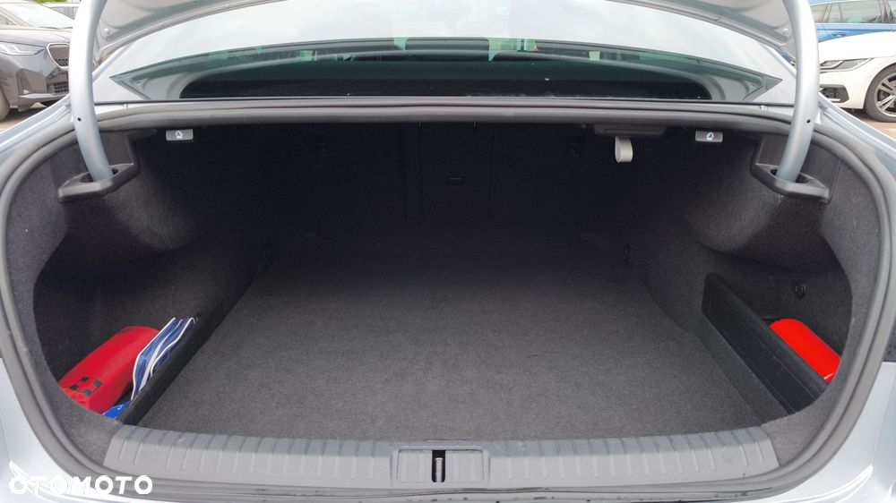 Volkswagen Passat 2.0 TDI EVO Business DSG - 11