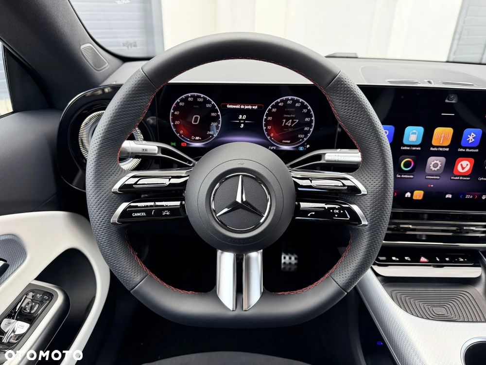 Mercedes-Benz CLA - 16