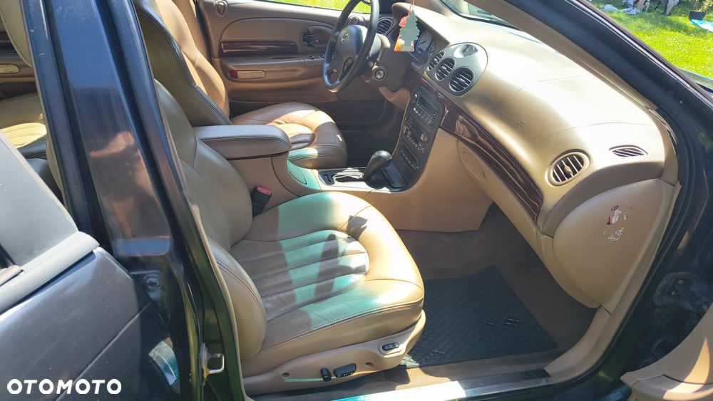 Chrysler 300M - 7