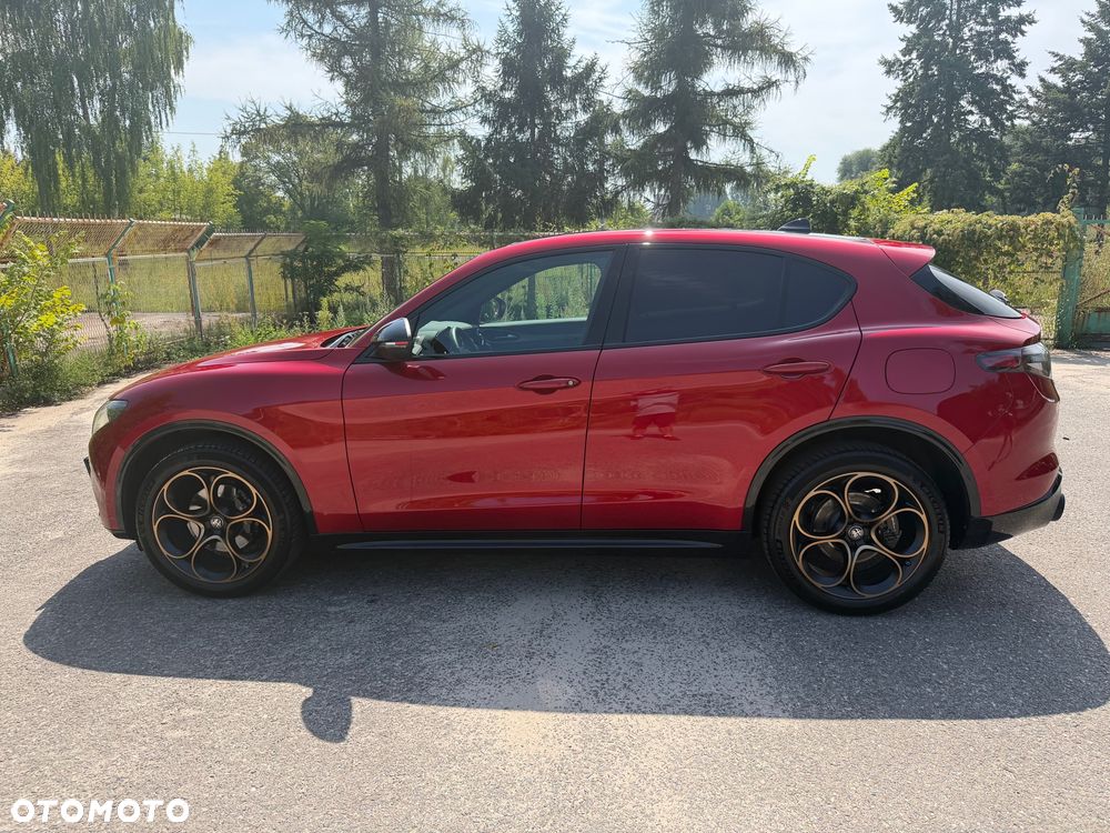 Alfa Romeo Stelvio 2.0 Turbo Intensa Q4 - 4
