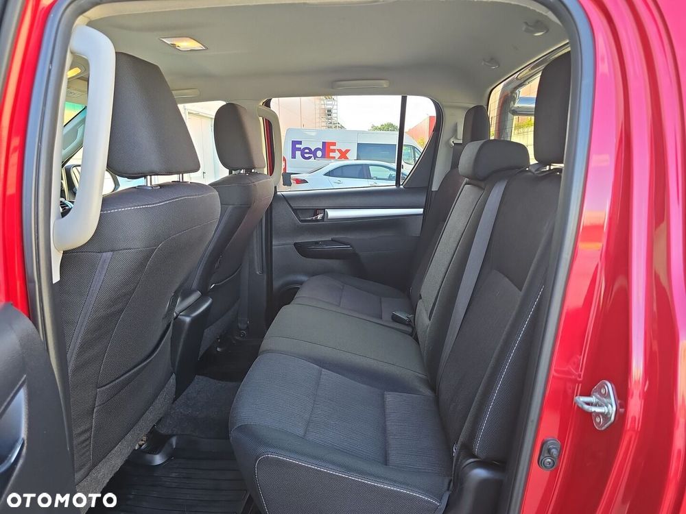 Toyota Hilux 2.4 D-4D Double Cab SR5 4x4 - 13