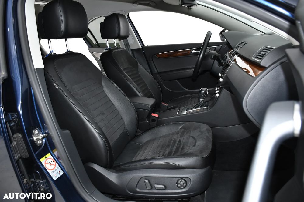 Volkswagen Passat 2.0 TDI DSG BlueMotion Technology Highline - 9