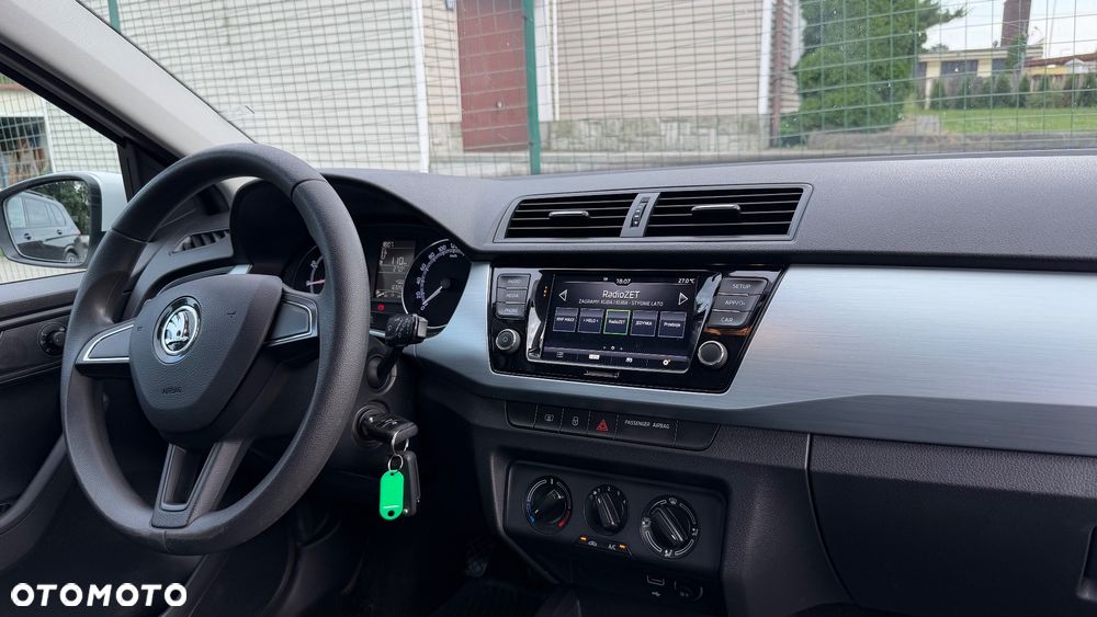 Skoda Fabia 1.0 Ambition - 26