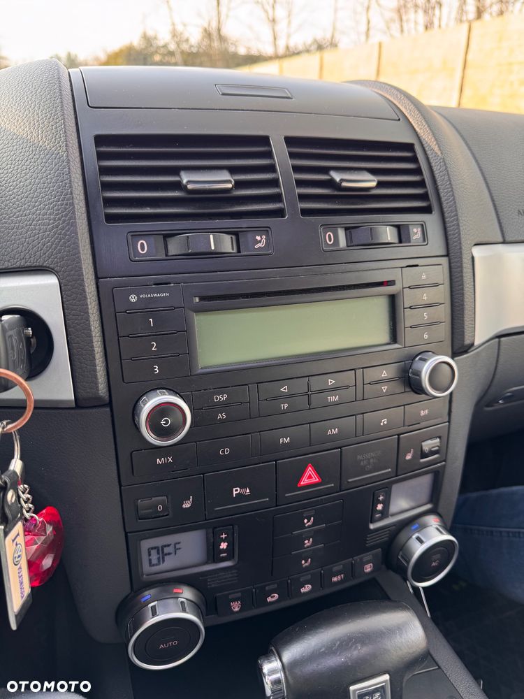 Volkswagen Touareg - 16