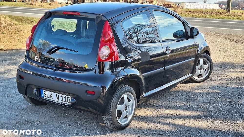 Peugeot 107 - 33