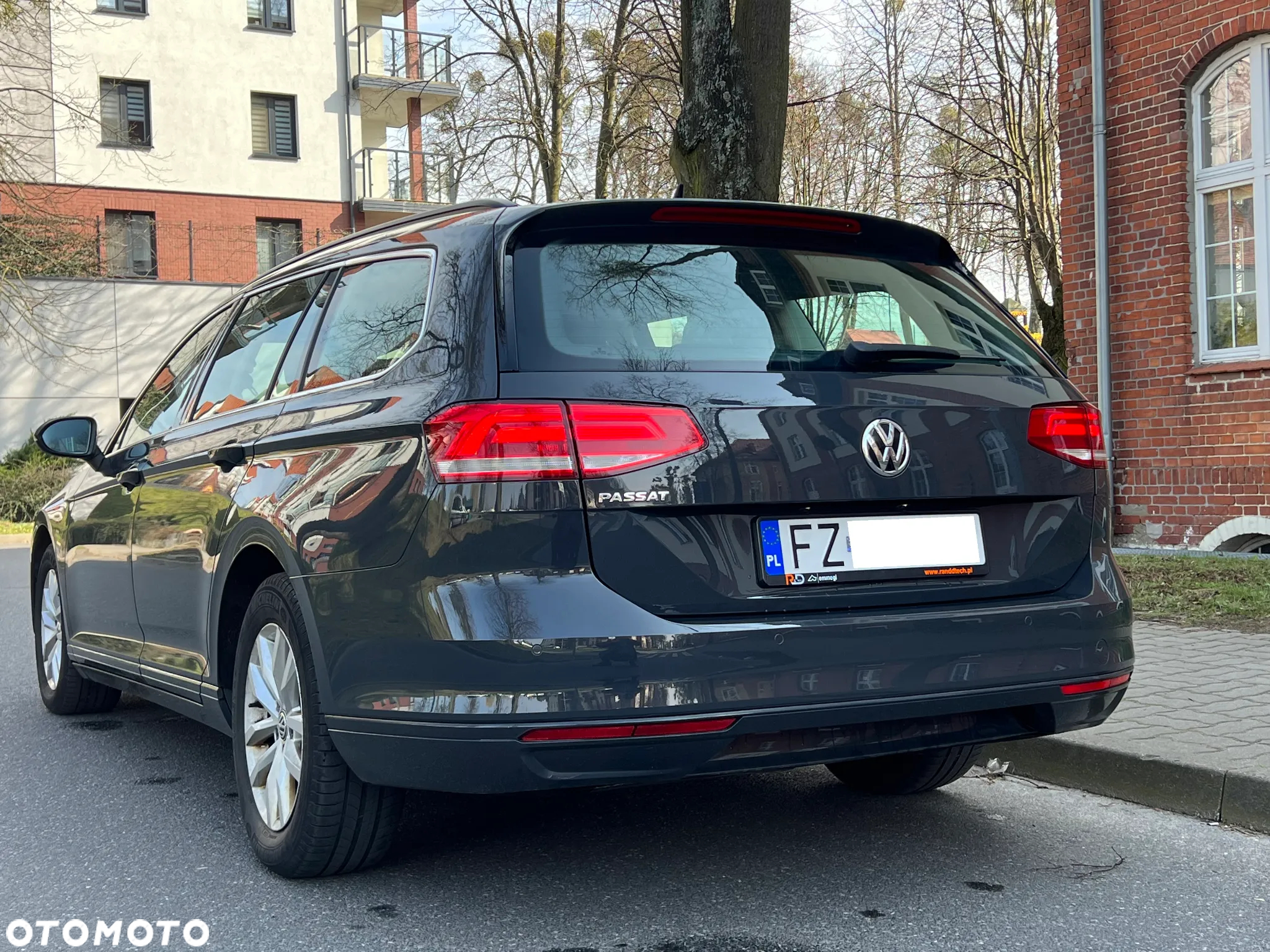 Volkswagen Passat 2.0 TDI BMT Comfortline - 3