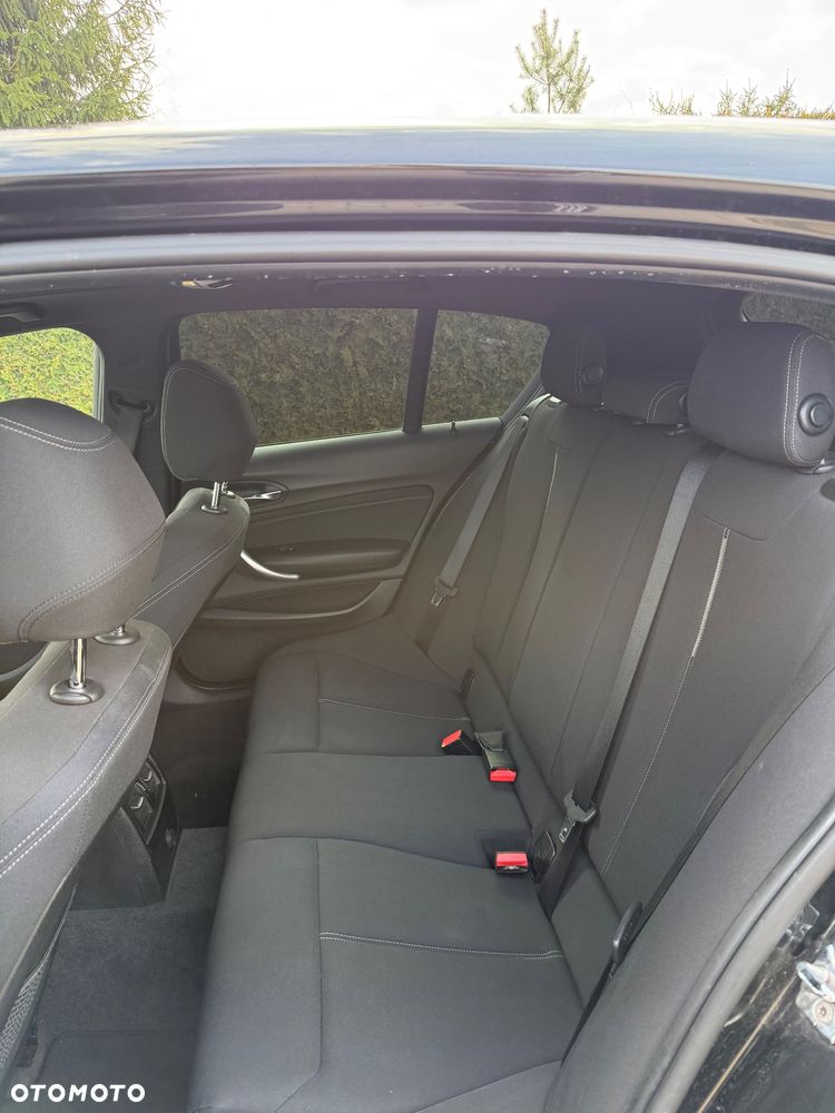 BMW Seria 1 118i Sport Line - 25