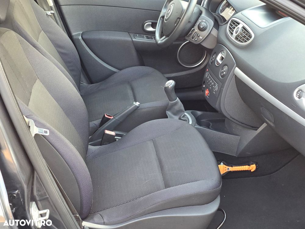 Renault Clio 1.6 16V 130 Gordini - 9