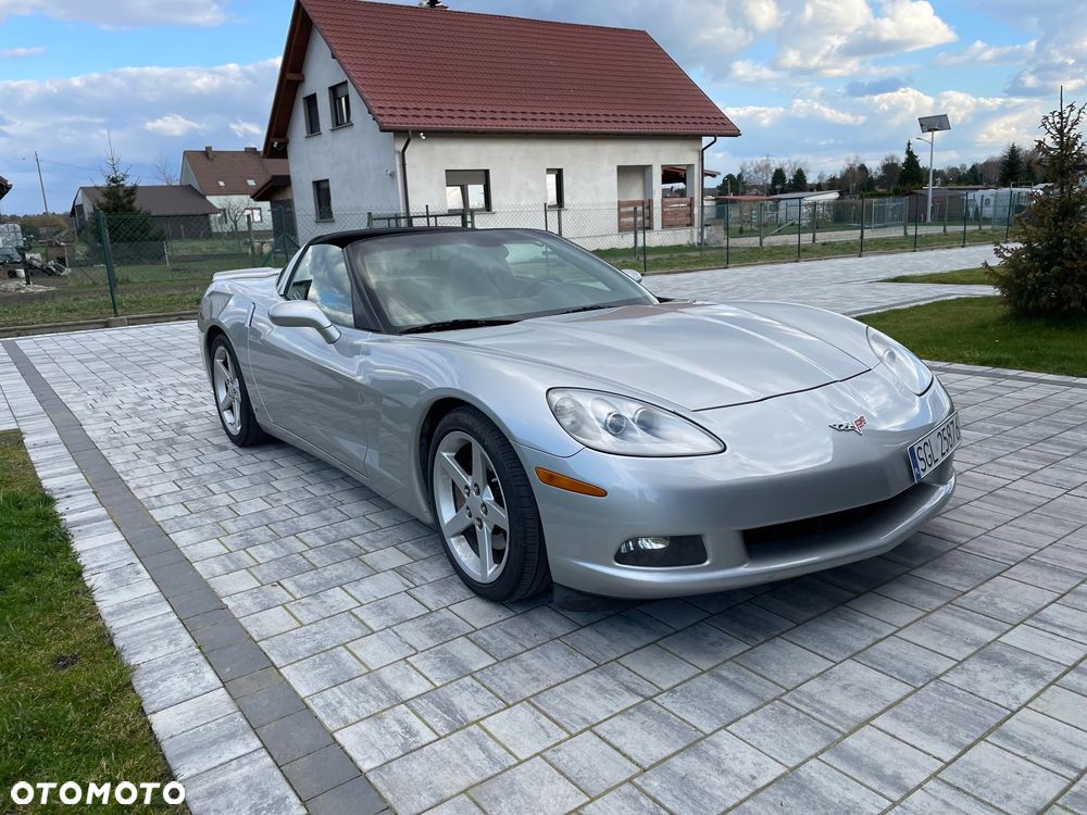 Chevrolet Corvette - 20