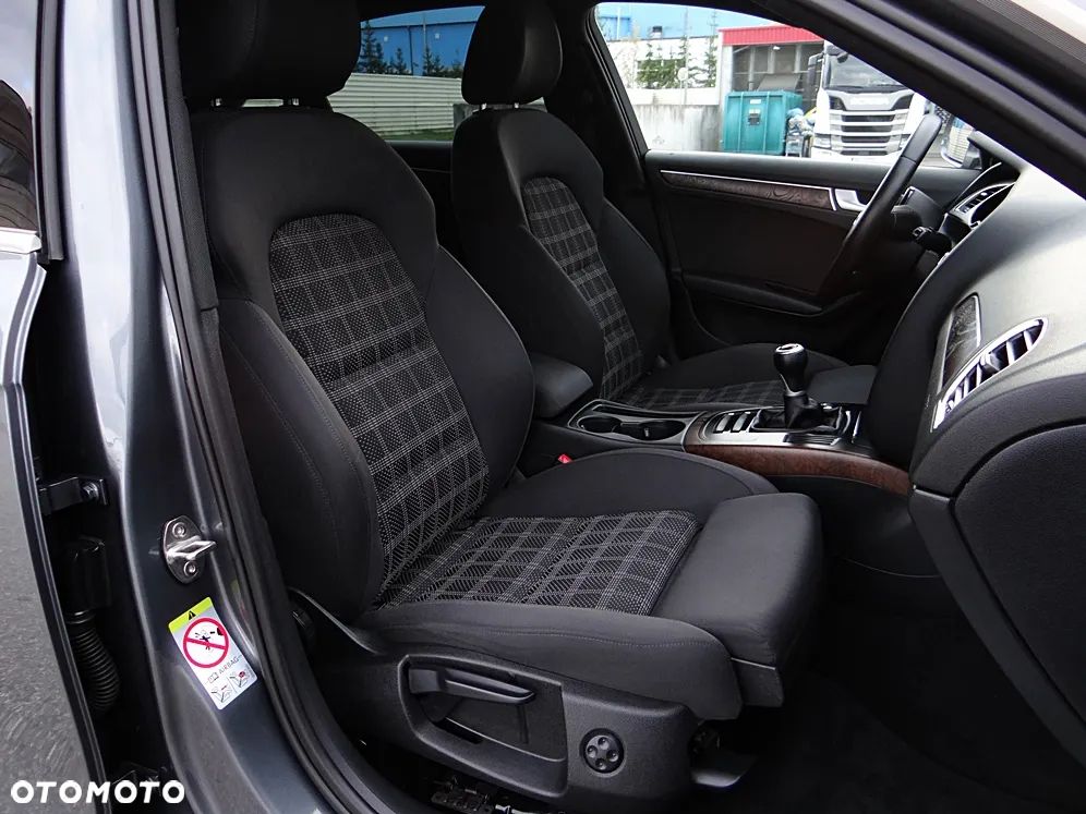 Audi A4 Limousine 1.8 TFSI S line Sportpaket - 35