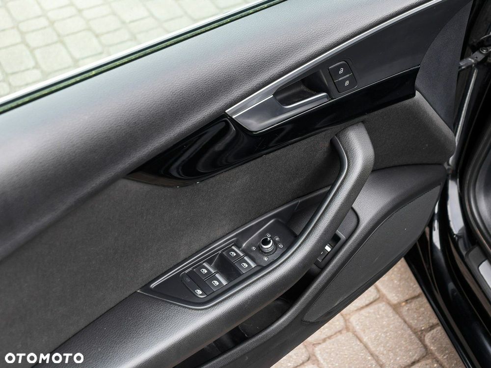 Audi A4 Avant 2.0 TDI Sport - 17