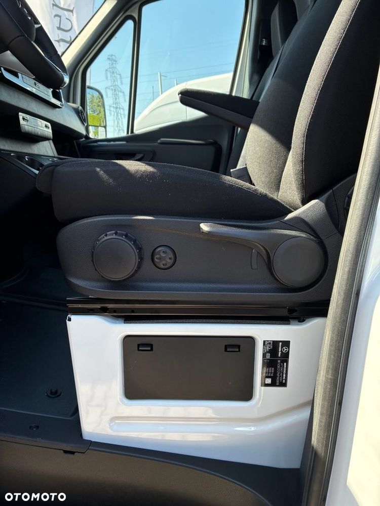 Mercedes-Benz SPRINTER 317 CDI Furgon PRO L3H2 - 15