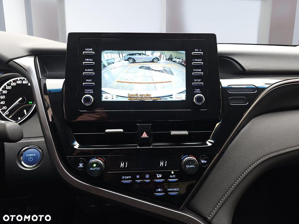 Toyota Camry 2.5 Hybrid Comfort CVT - 17