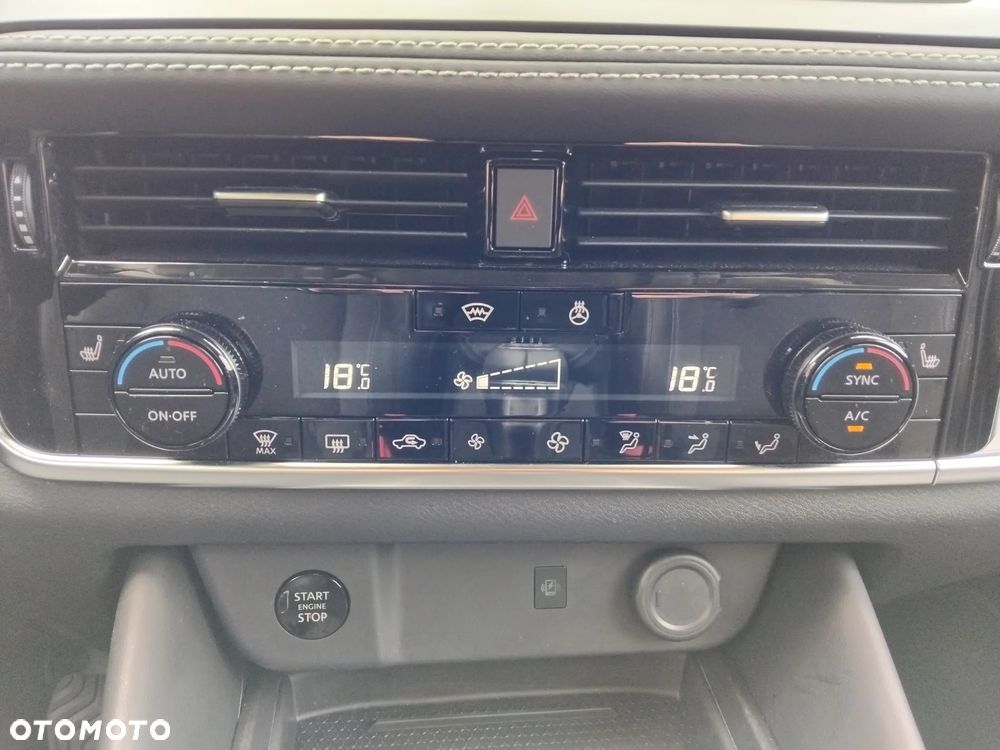 Nissan Qashqai 1.3 DIG-T MHEV N-Connecta - 12