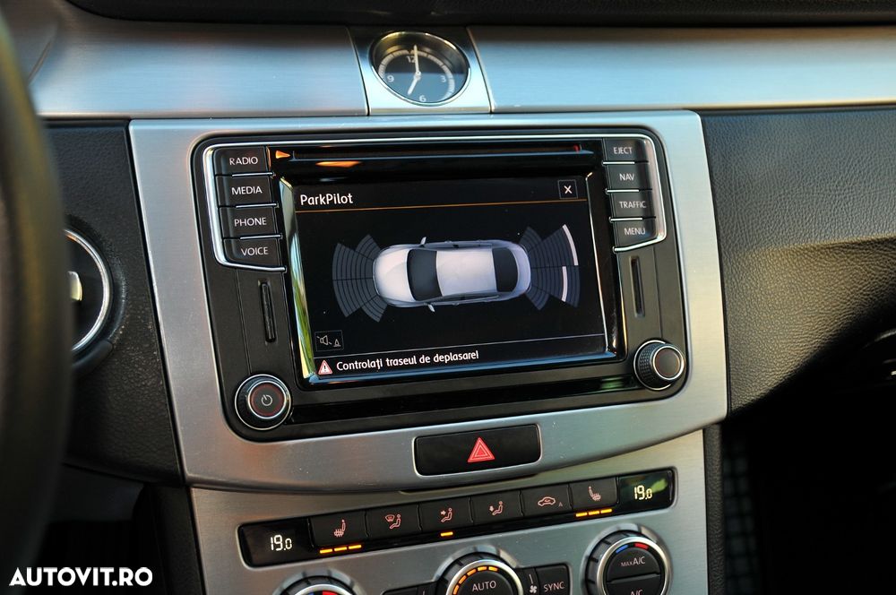 Volkswagen Passat CC - 17