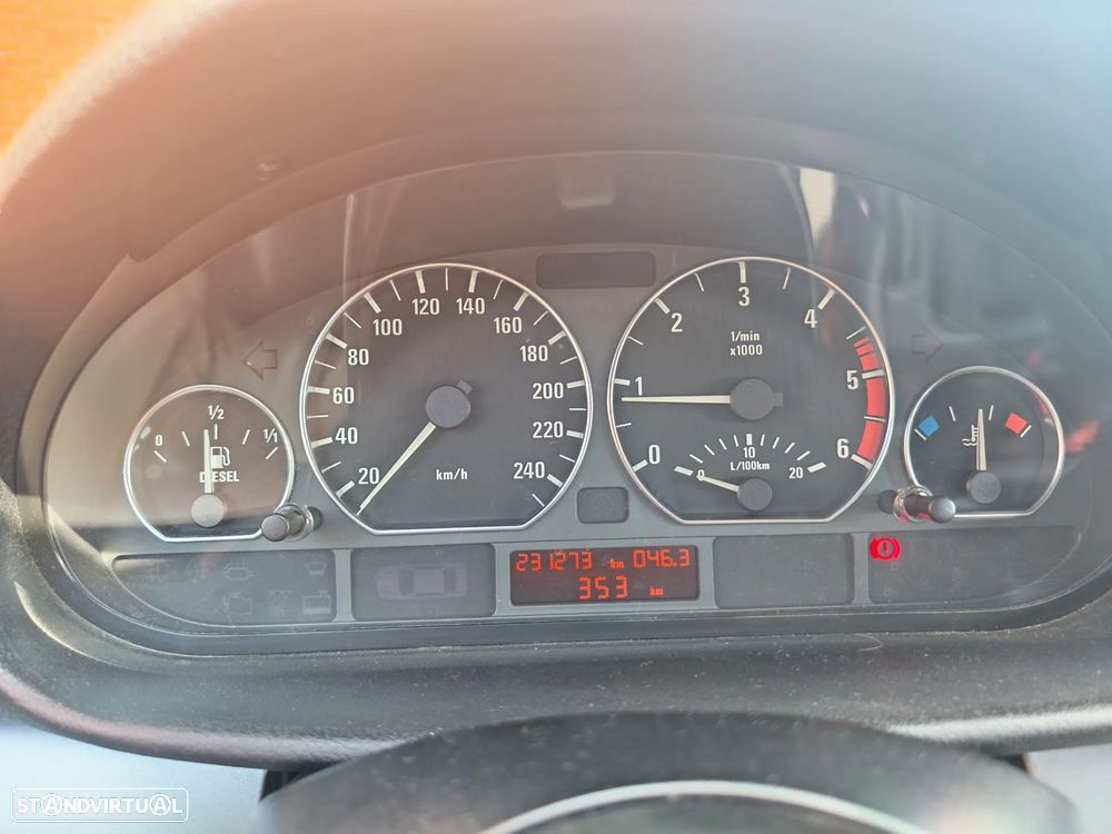 BMW 320 d Touring - 19