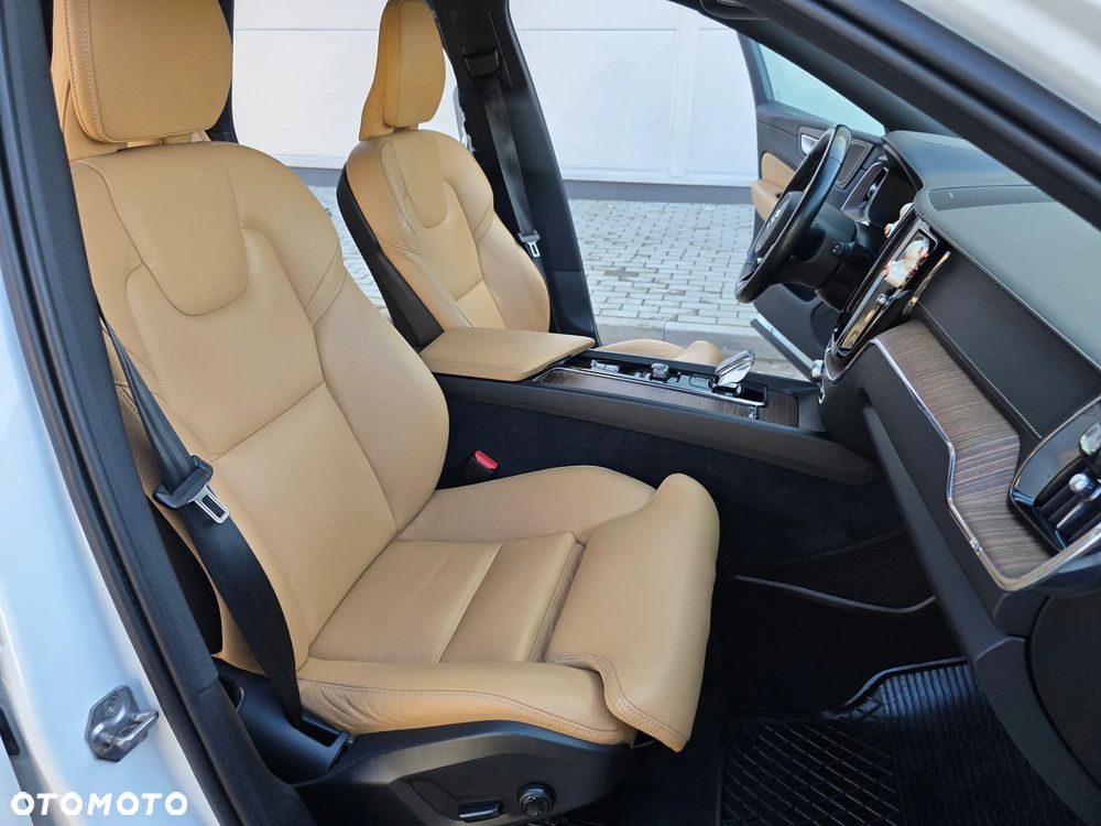 Volvo XC 60 ver-b4-d-awd-inscription - 28
