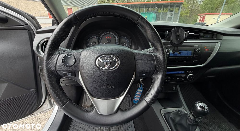 Toyota Auris 1.4 D-4D Life - 7