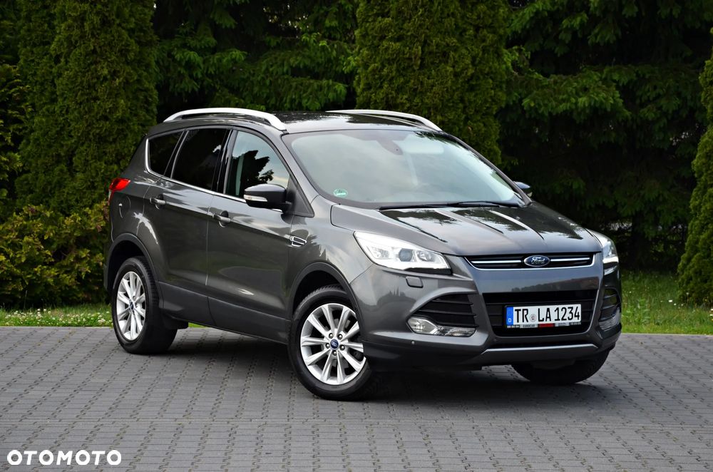 Ford Kuga 1.5 EcoBoost 2x4 Titanium - 1