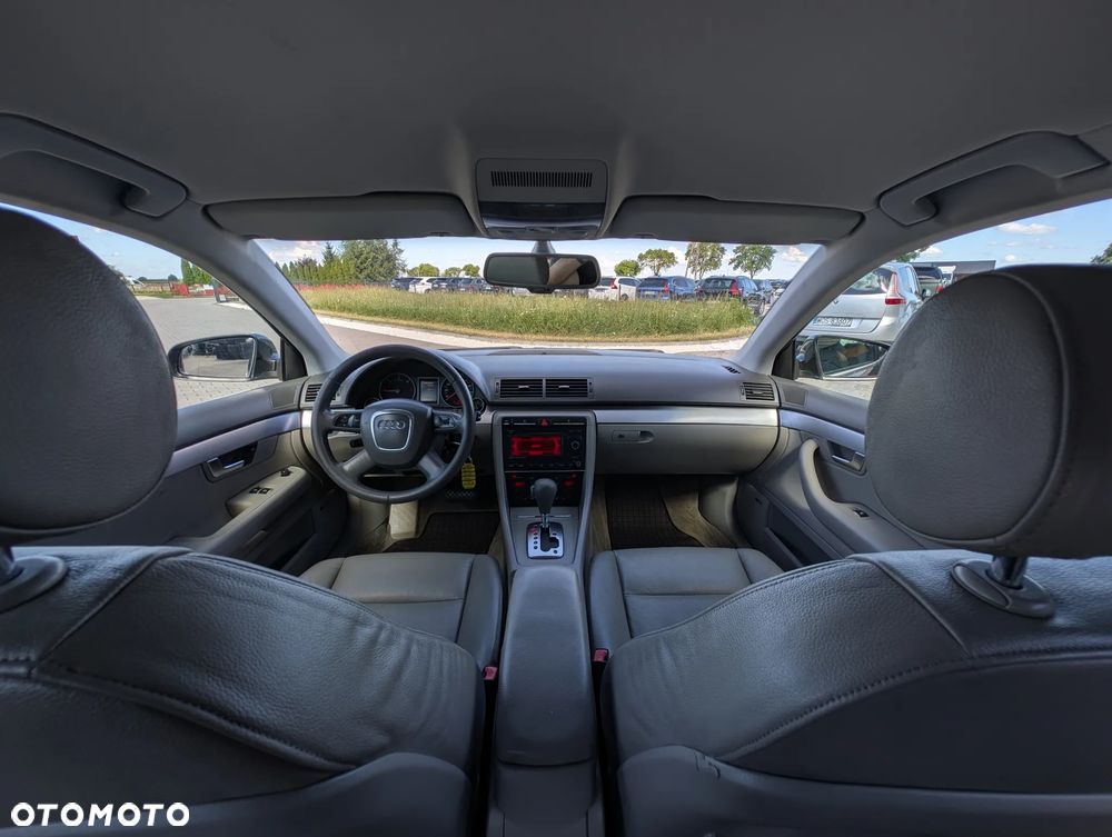Audi A4 Avant 2.0 TDI DPF multitronic - 25