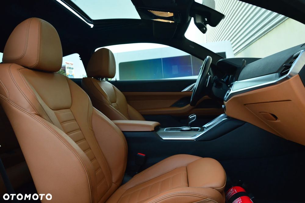 BMW Seria 4 M440i xDrive mHEV sport - 16