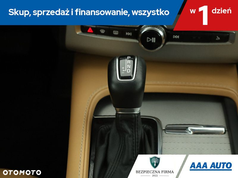 Volvo XC 90 - 17