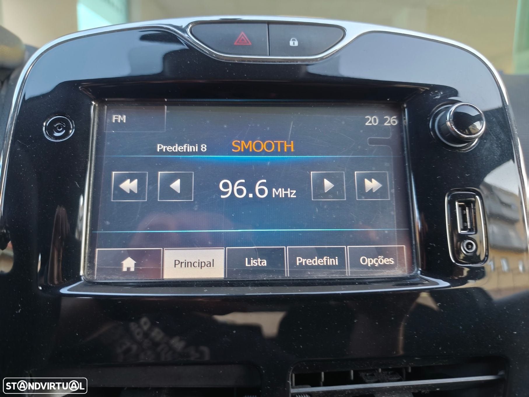 Renault Clio Sport Tourer 0.9 TCE Limited - 16