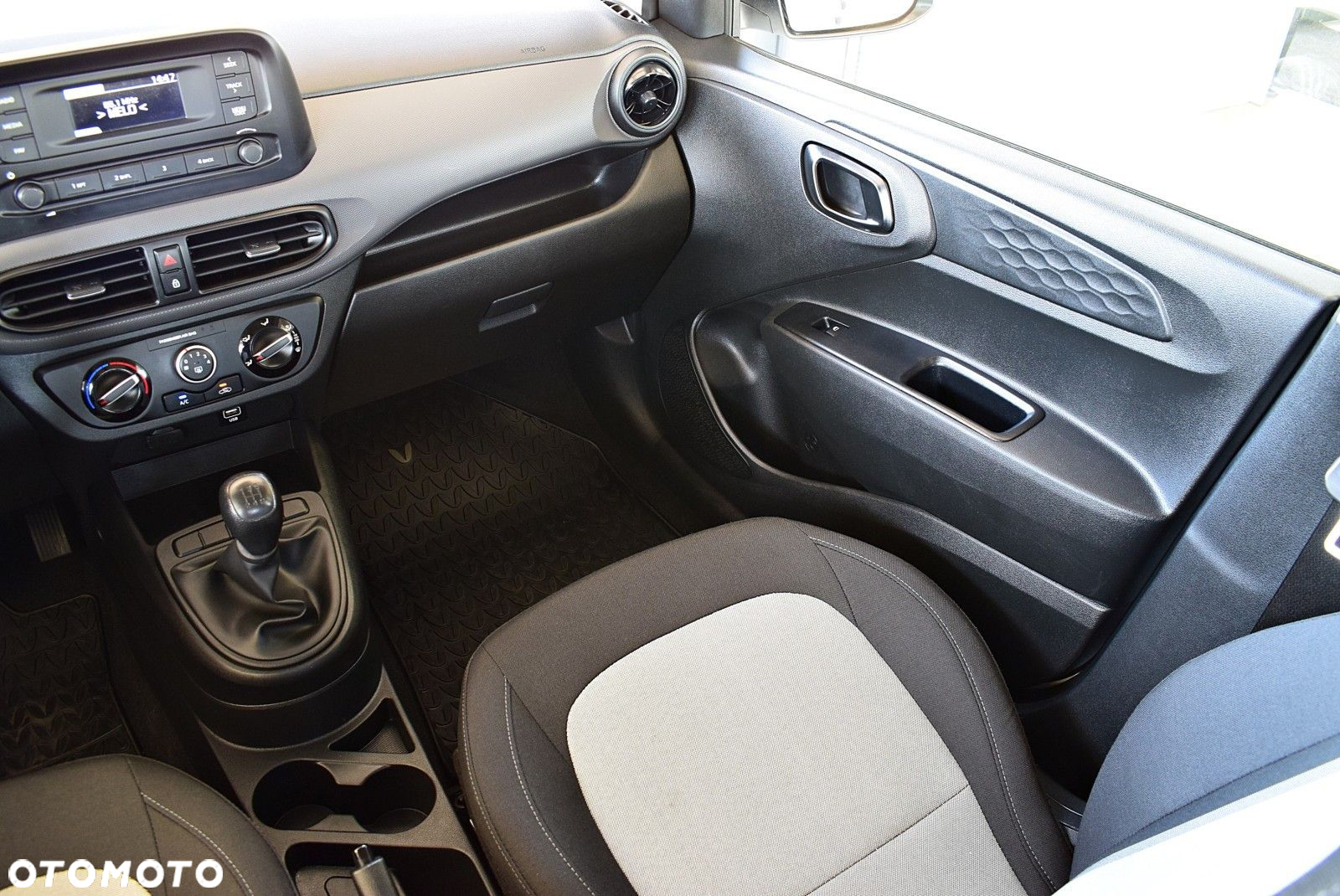 Hyundai i10 - 22