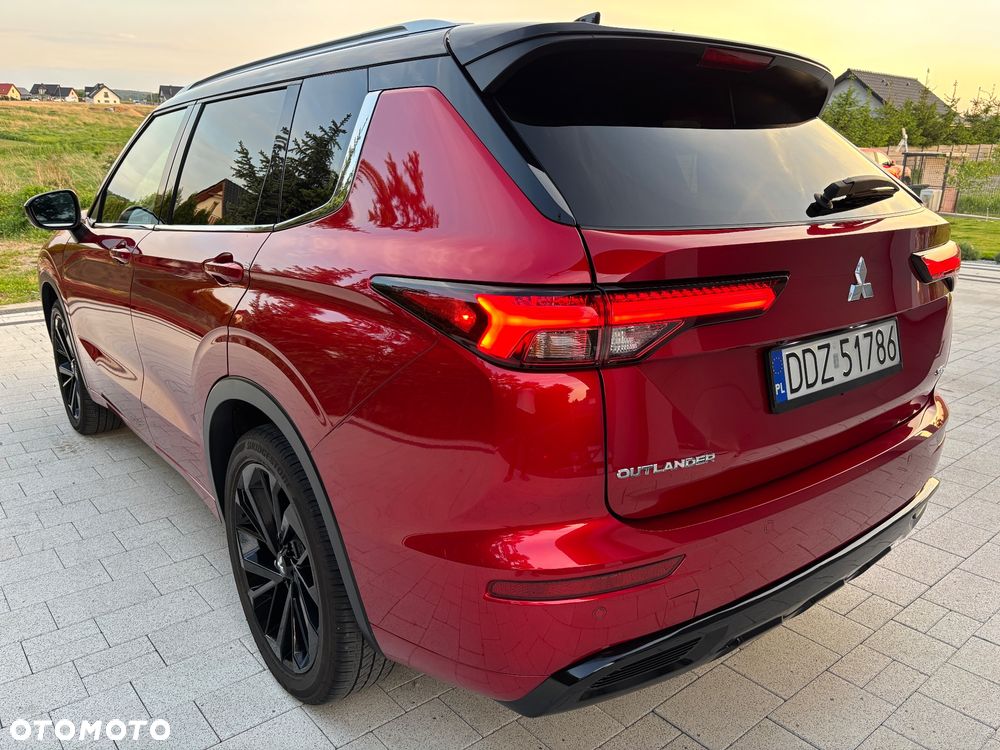 Mitsubishi Outlander - 14